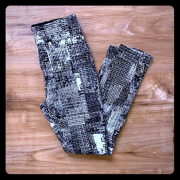 Lysse Pants - Lyssé women’s patterned leggings